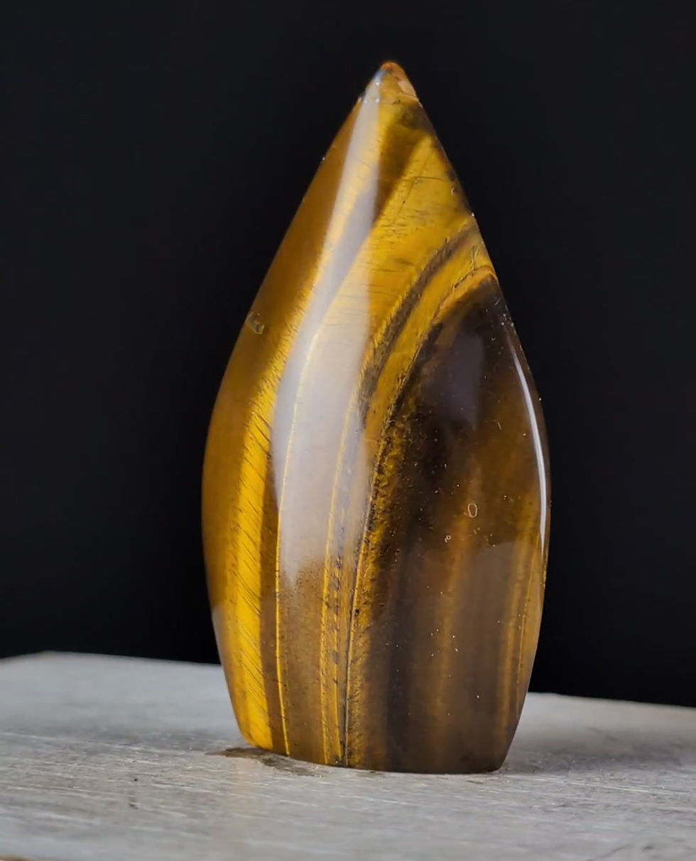 Thumbnail: Tiger Eye Freeform Teardrop
