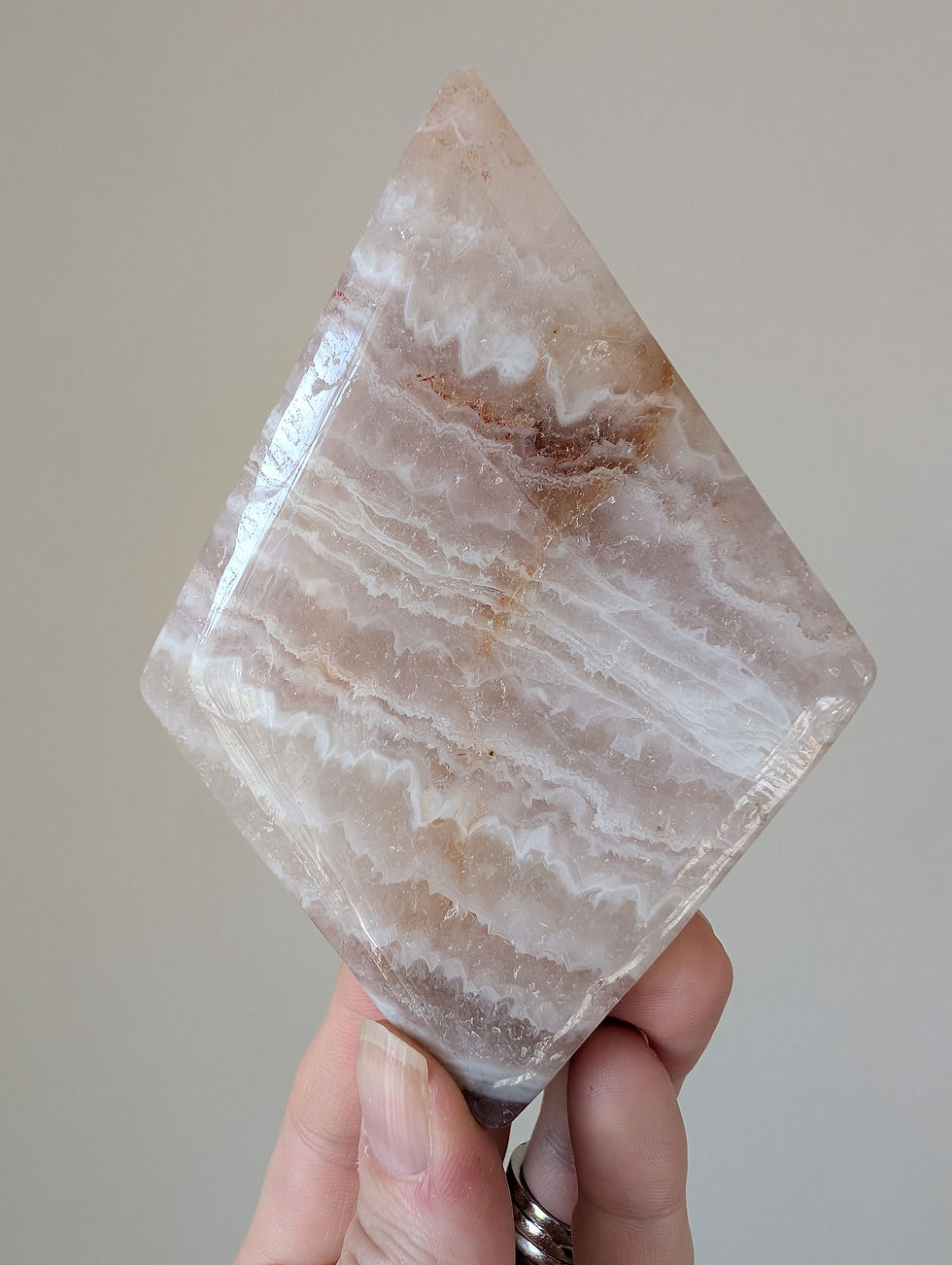 Thumbnail: Amethyst Agate Carving Rhombus