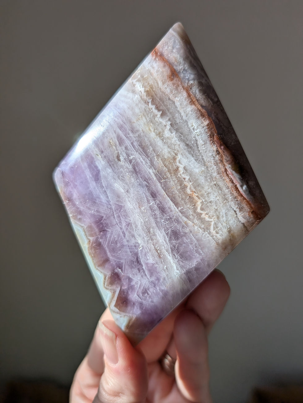 Thumbnail: Amethyst Agate Carving Rhombus