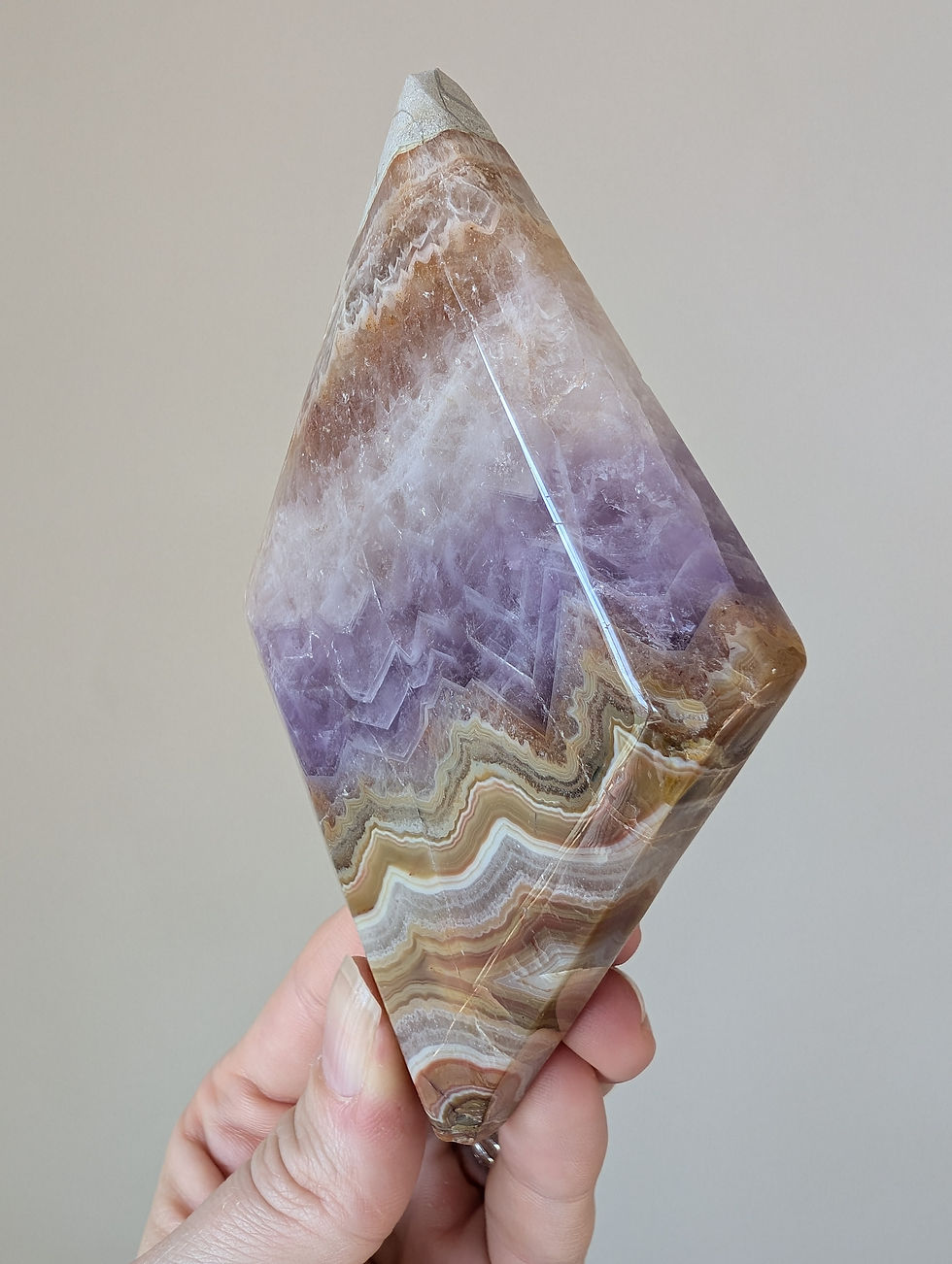 Thumbnail: Amethyst Agate Carving Rhombus