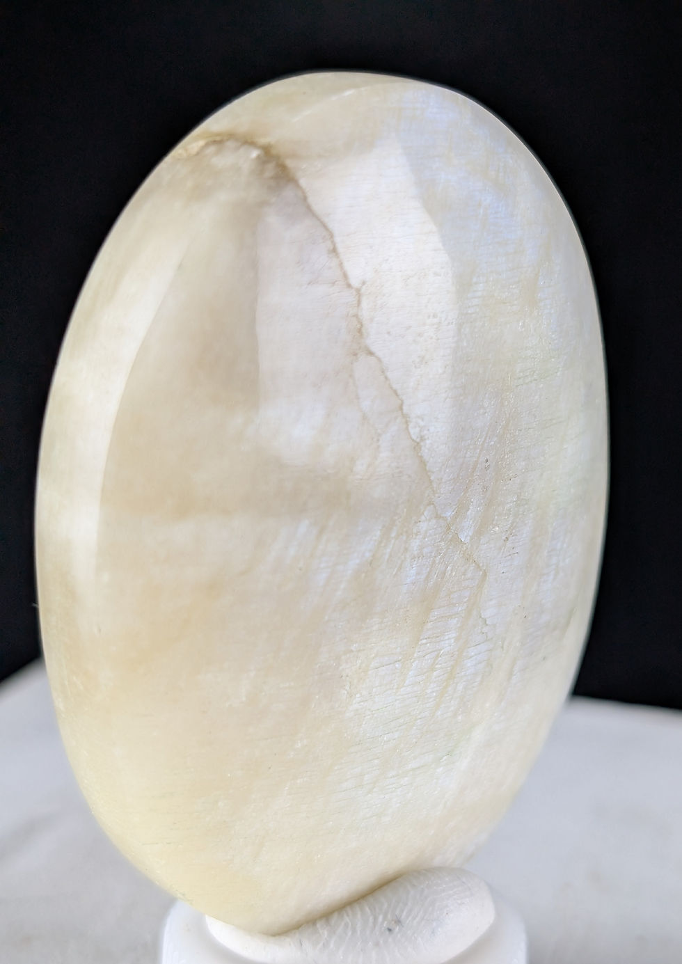 Thumbnail: Moonstone Palm Stone