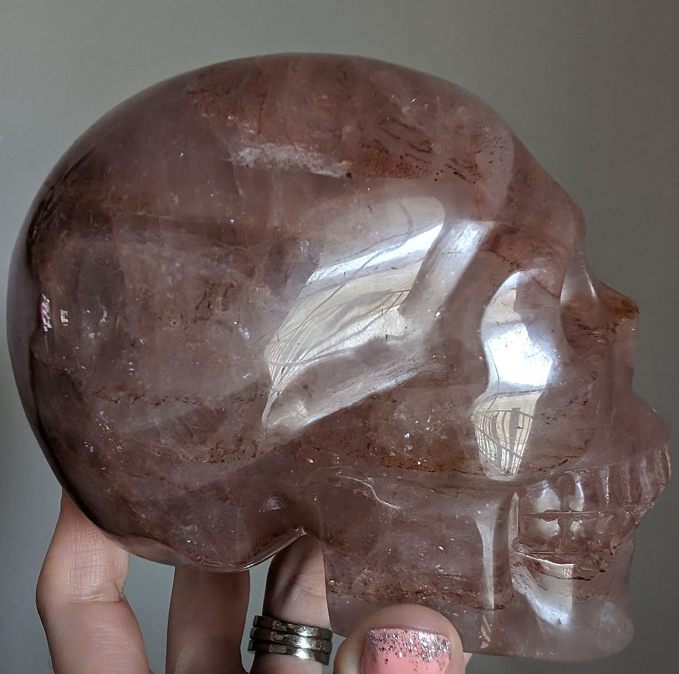 Thumbnail: Fire Quartz Skull Carving