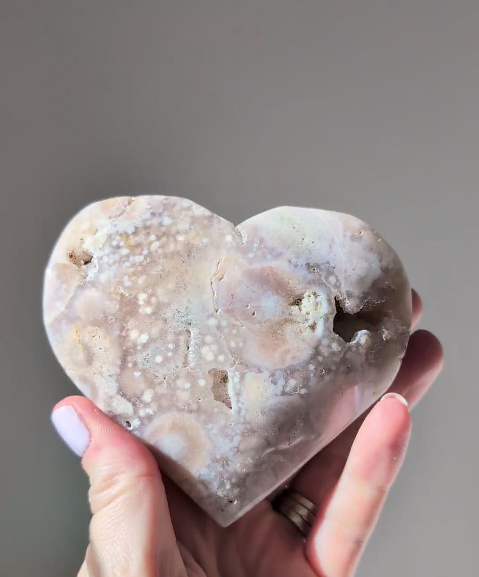 Thumbnail: Pink Amethyst Heart Carving