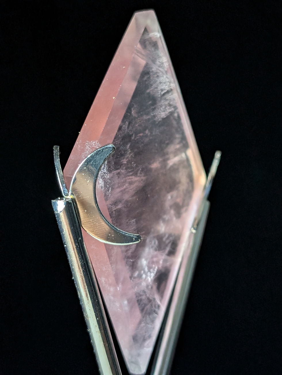 Thumbnail: Candy Fluorite Freeform Diamond