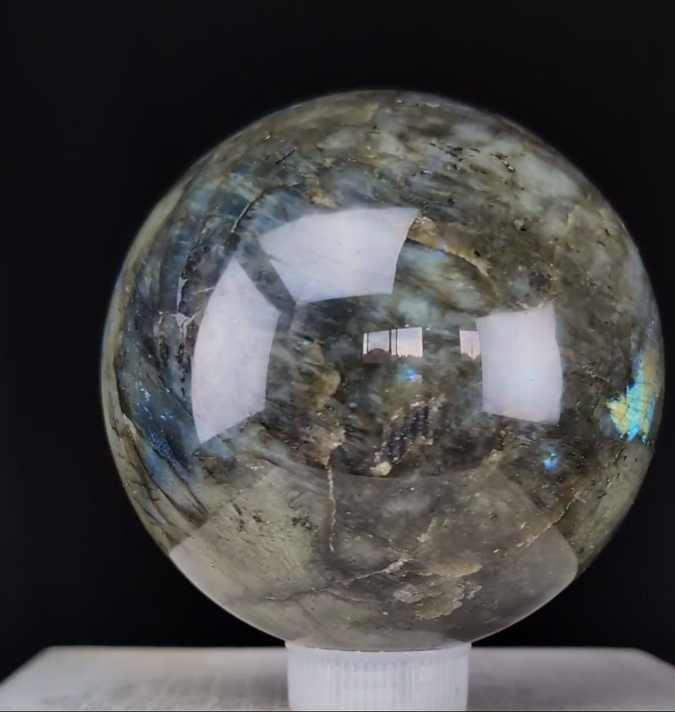 Thumbnail: Labradorite Sphere