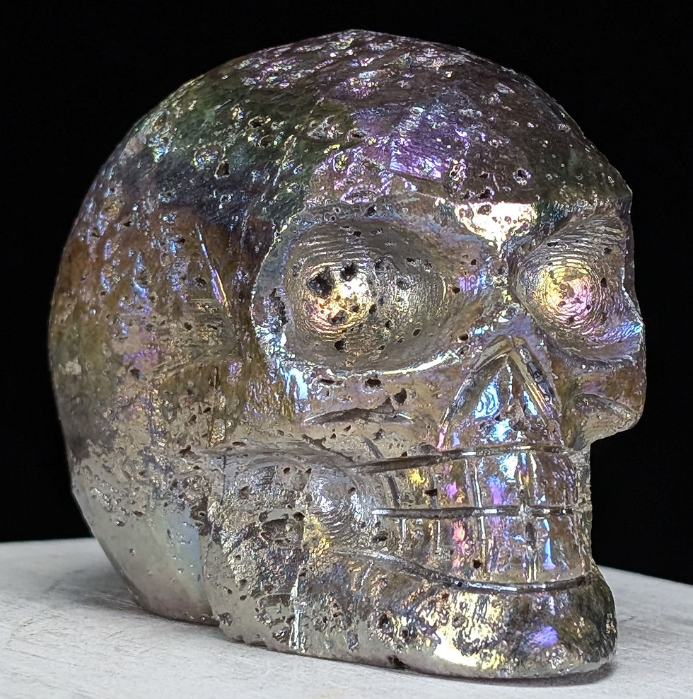 Sphalerite Skull Carving Aura