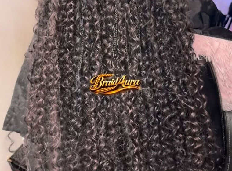Back view of a full Bora Bora braids install by BraidAura Toronto
