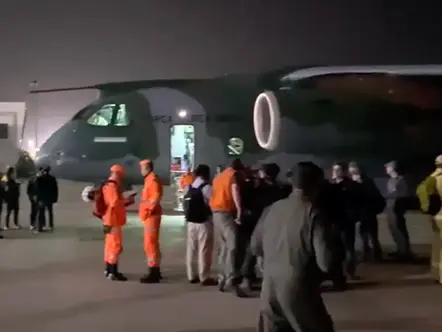 Brasil envia terceiro avião com ajuda humanitária à Venezuela