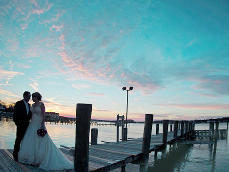Wedding Photographers for Introverted Couples: A Unique Approach