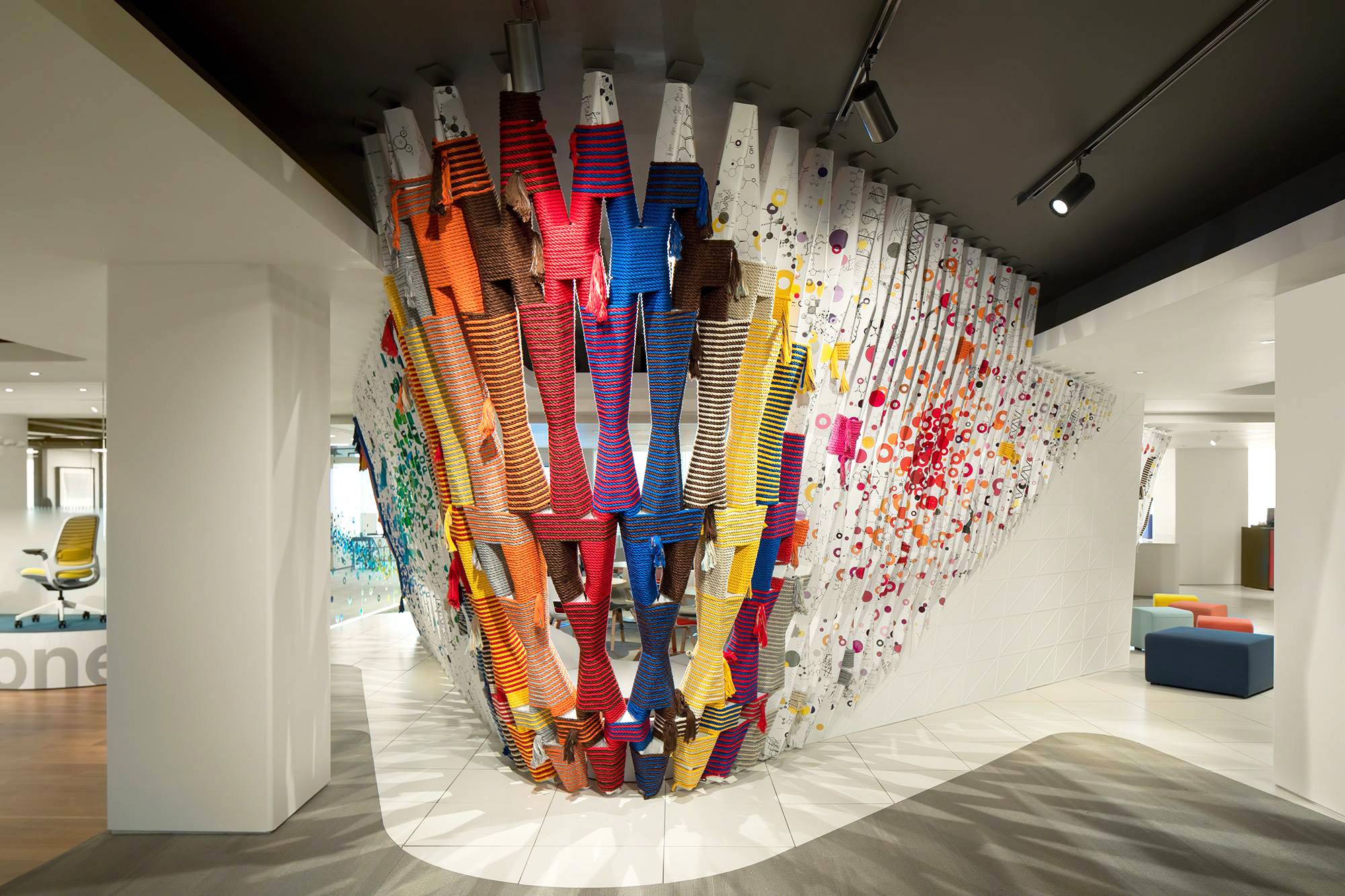 STEELCASE WINS BEST SHOWROOM NEOCON 2017 Office Inspirations