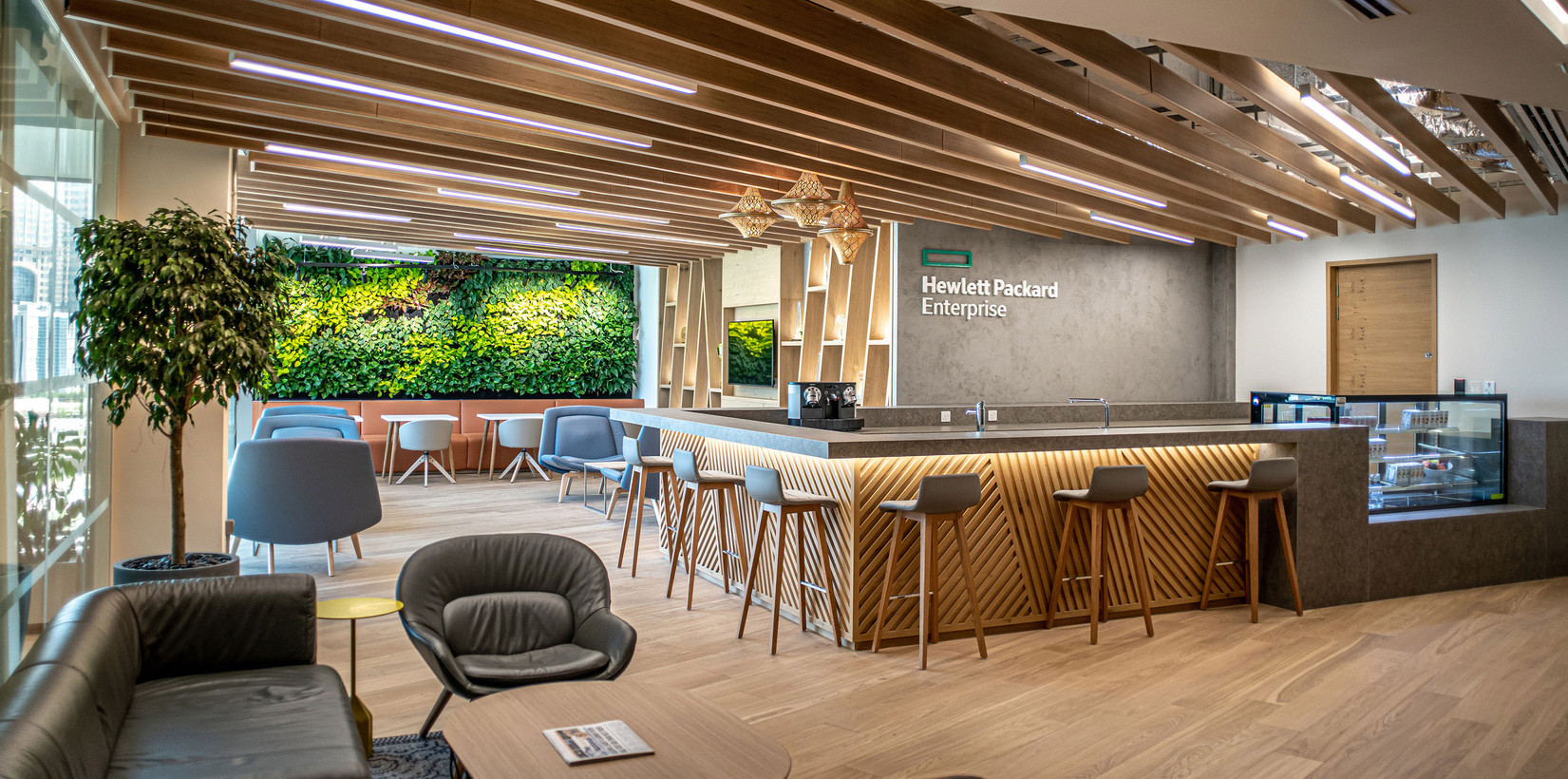 Top Office Inspirations in Dubai: Modern Spaces Redefining Work