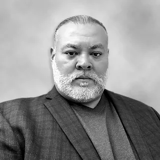 Luis F Ramirez