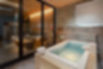 DX Suite Room: private luxury bath