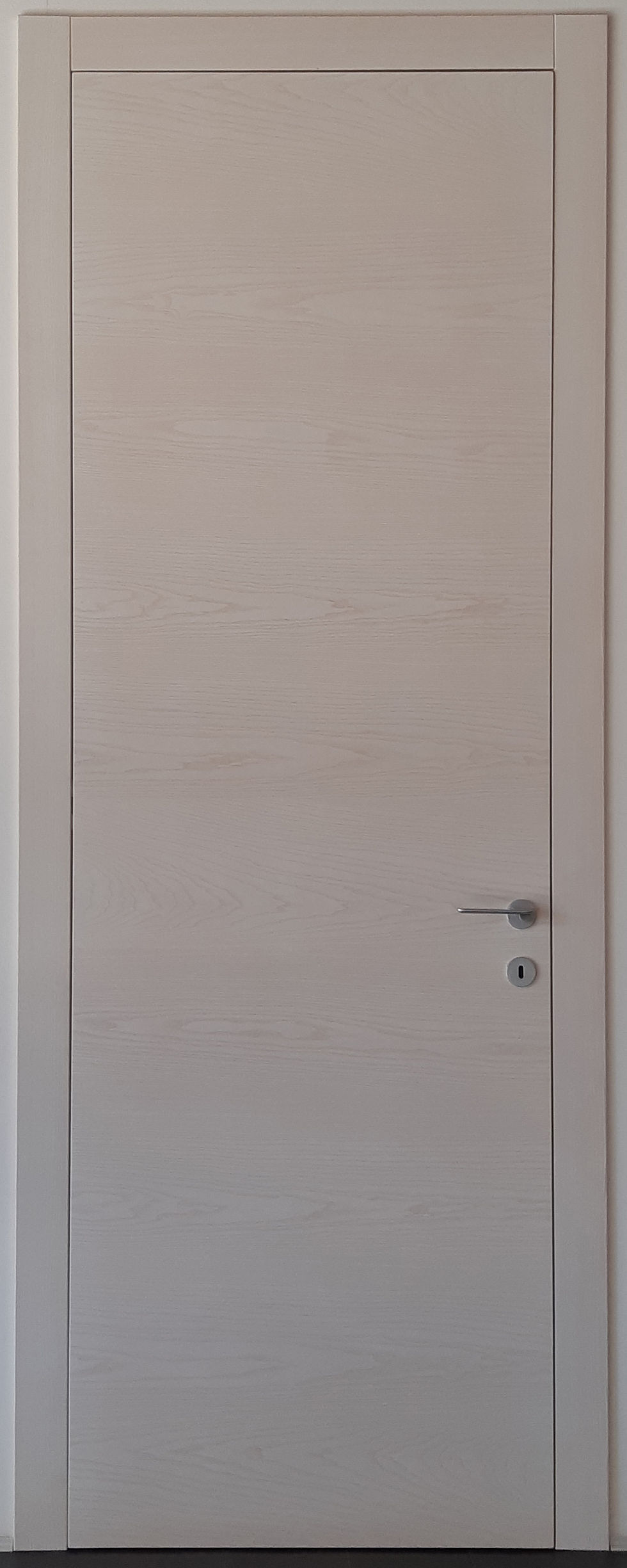 Porte in legno di frassino