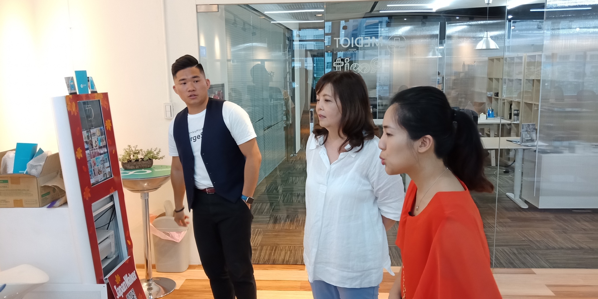 徐巧芯參觀創新實驗室_190709_0061