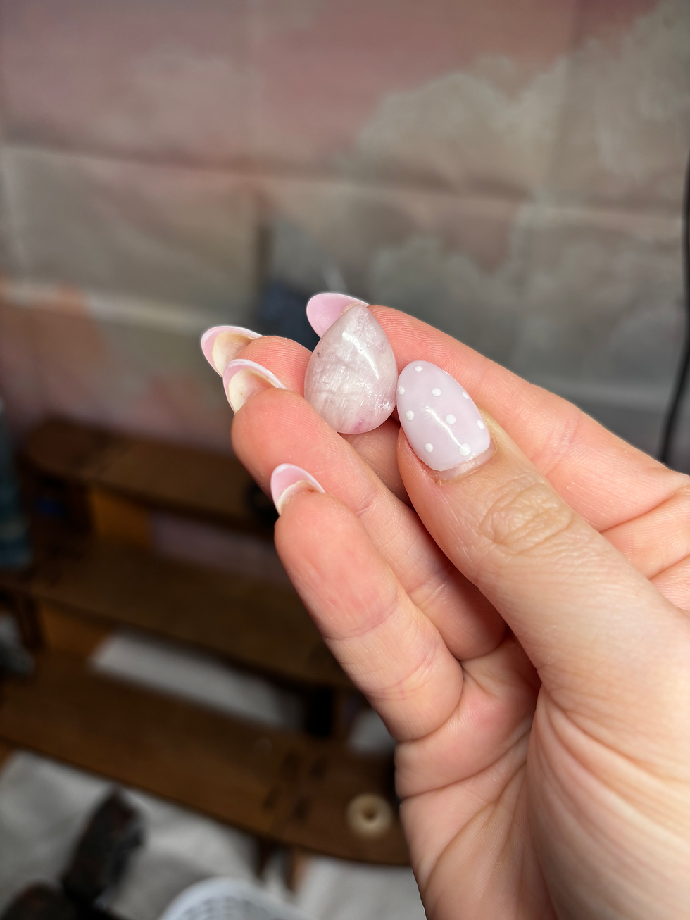 Thumbnail: Kunzite Cabachon