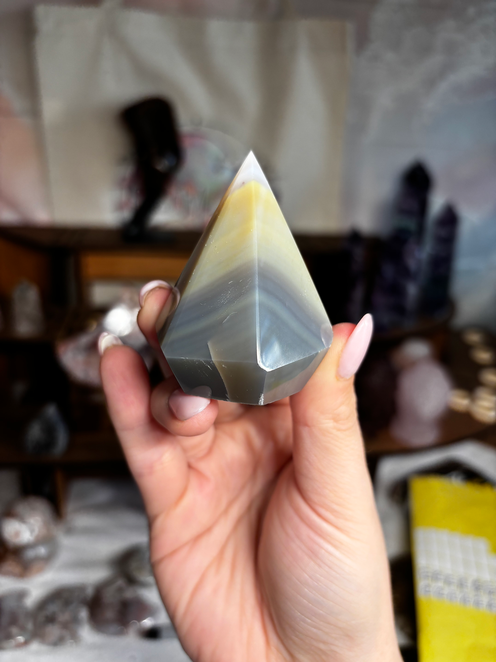 Thumbnail: Agate Diamond