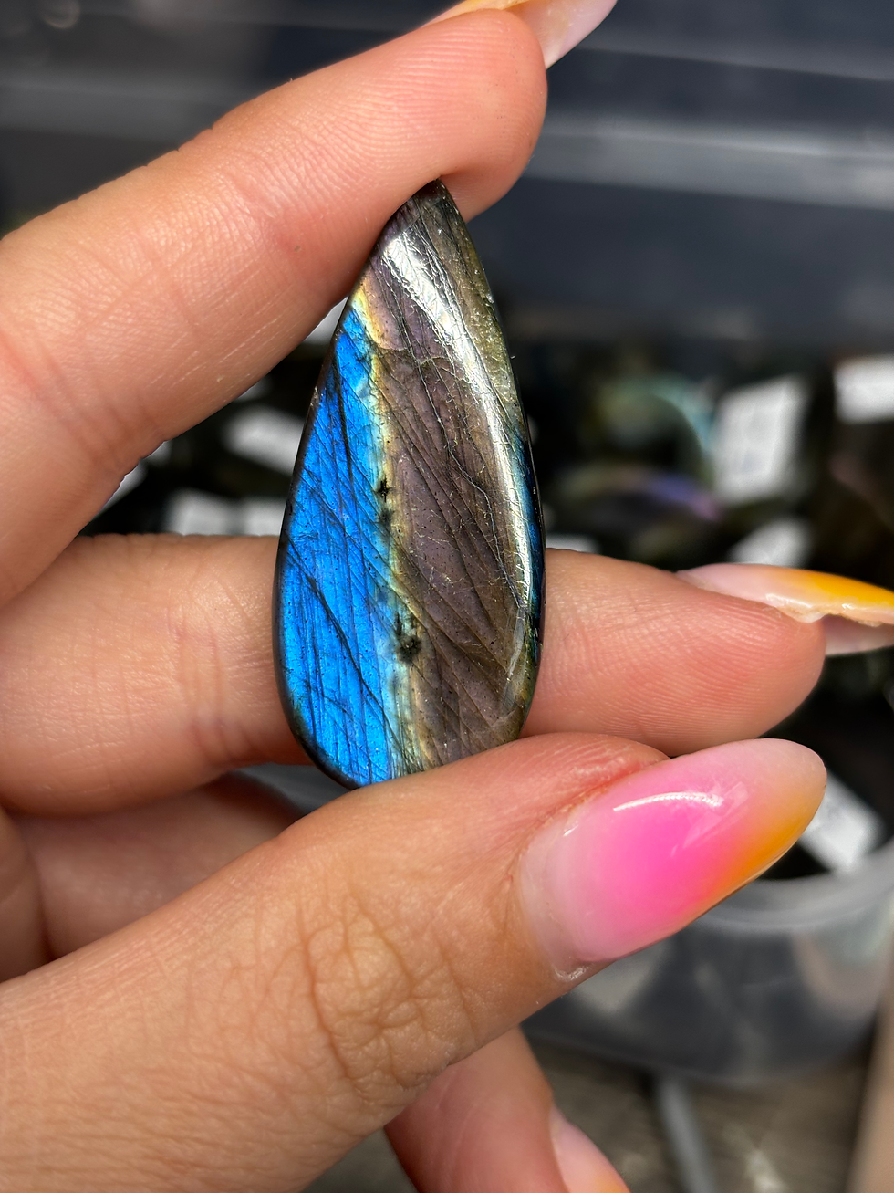 Thumbnail: Labradorite Cabochon