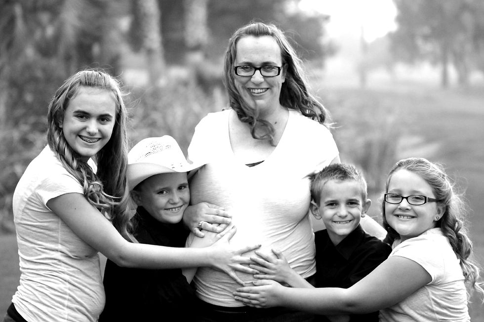 momhugs.jpg