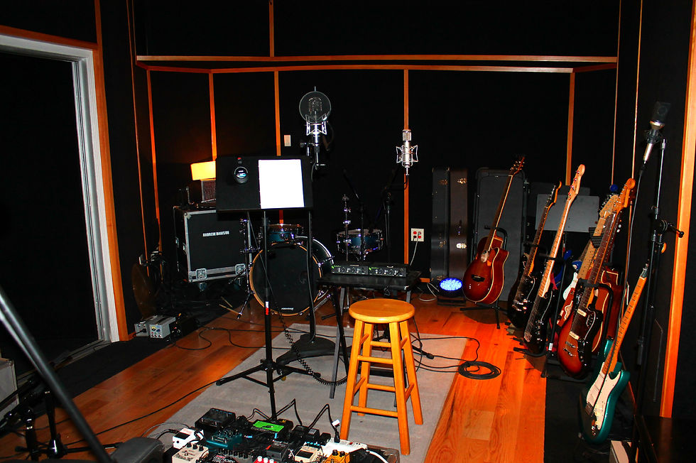 colorguitarstudio.jpg