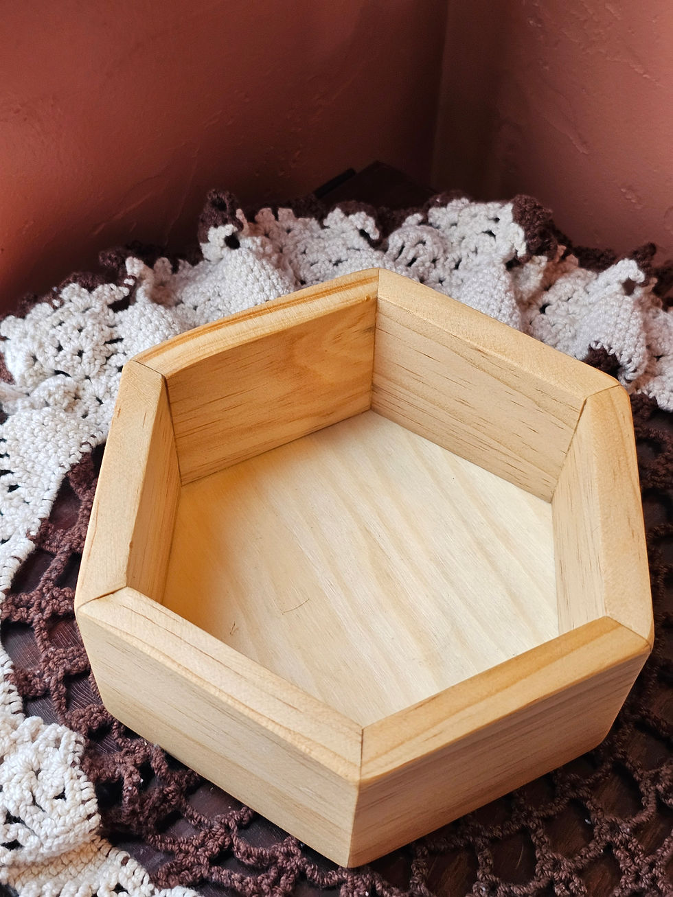 Thumbnail: Pine Hexagon Bowl/Dish - Large