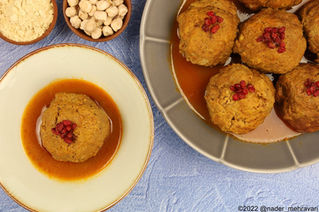 Persian chickpea flour meat dumplings