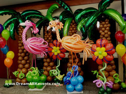 Flamingo & palm tree balloon sculpture