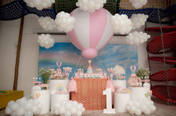 Giant hot air balloon desert table decoration