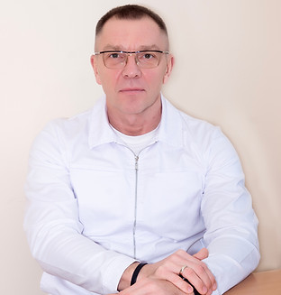 Помазанний Володимир Вікторович медичний директор.jpg