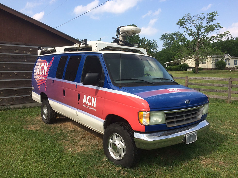 1999 Ford News Van