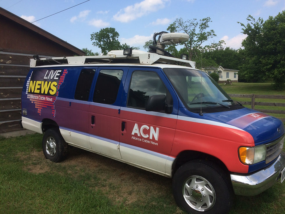 1999 Ford News Van
