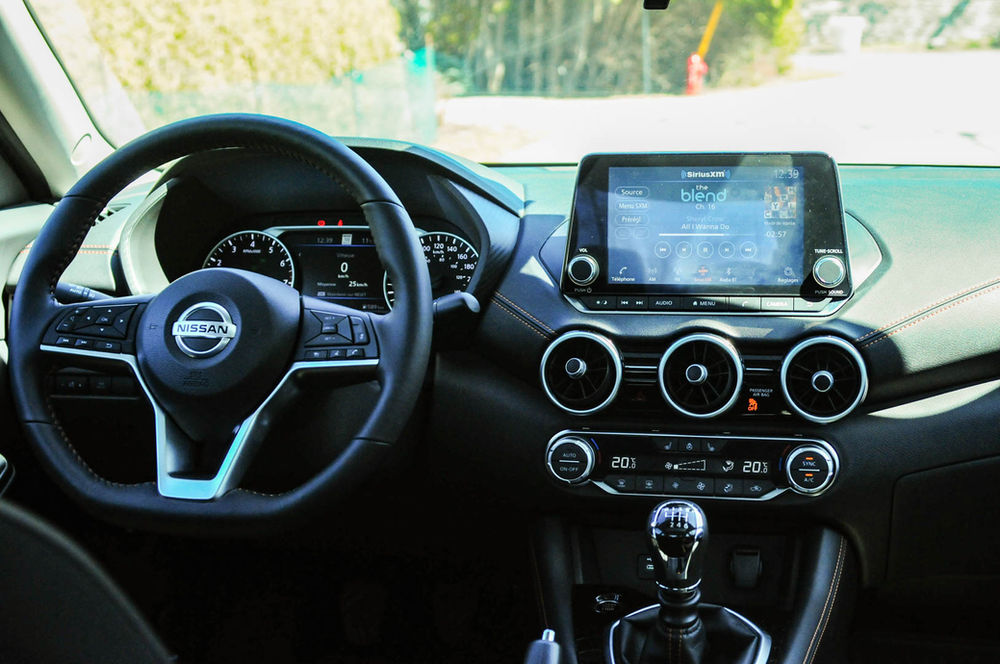 Nissan Sentra SR 2021 Manual: The fun one!