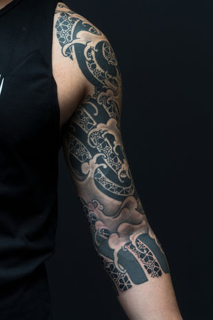 japanese heavy blackwork tattoo by kevin ligabue oakland california bay area ig kevinligabue