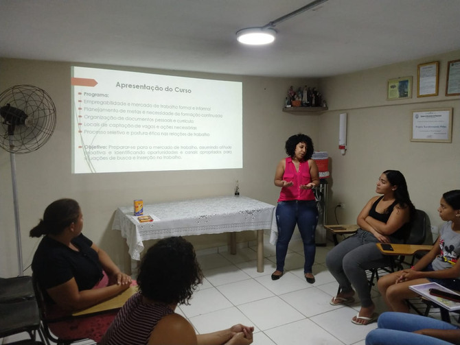 Curso de orientação para o mercado de trabalho e empregabilidade - Projeto Transformando Vidas