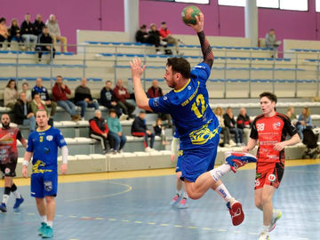 Handball - Pré-nationale : le derby sourit à Sully face à Montargis