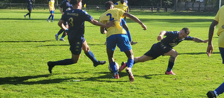 Football : lors d’un match à couper le souffle, Montargis renverse Vendôme en Régional 2