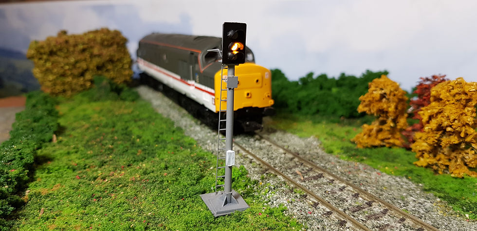 Thumbnail: OO Gauge 3 Aspect Home Signal with Safety Ring