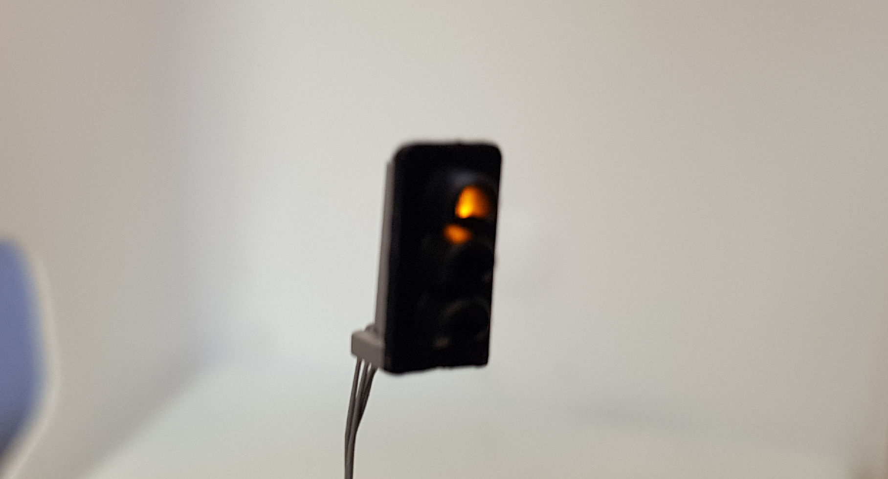 N Gauge 3 Aspect (Distant) Signal Head Only