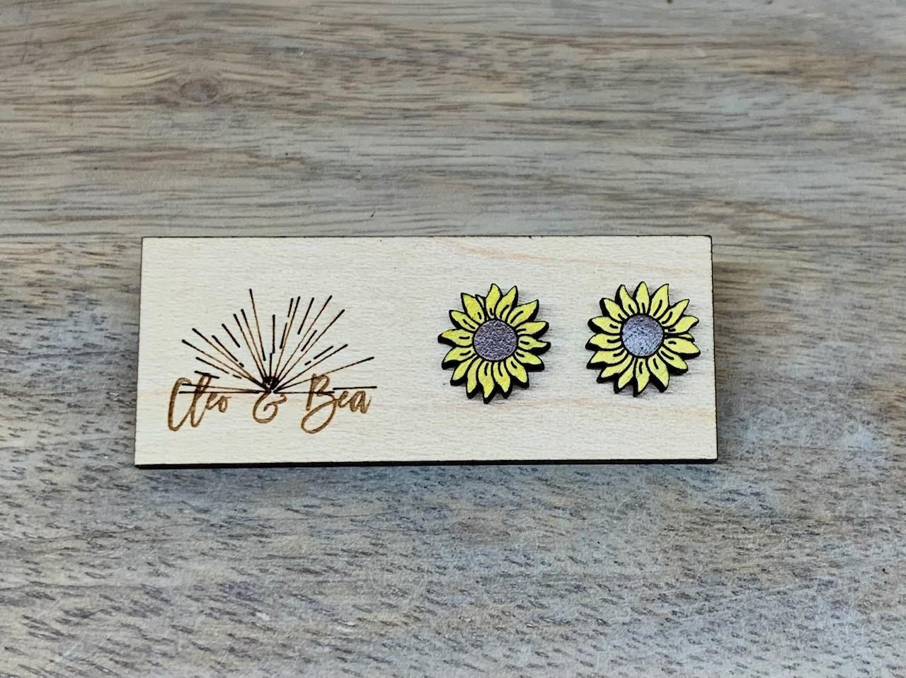 Sunflower Stud