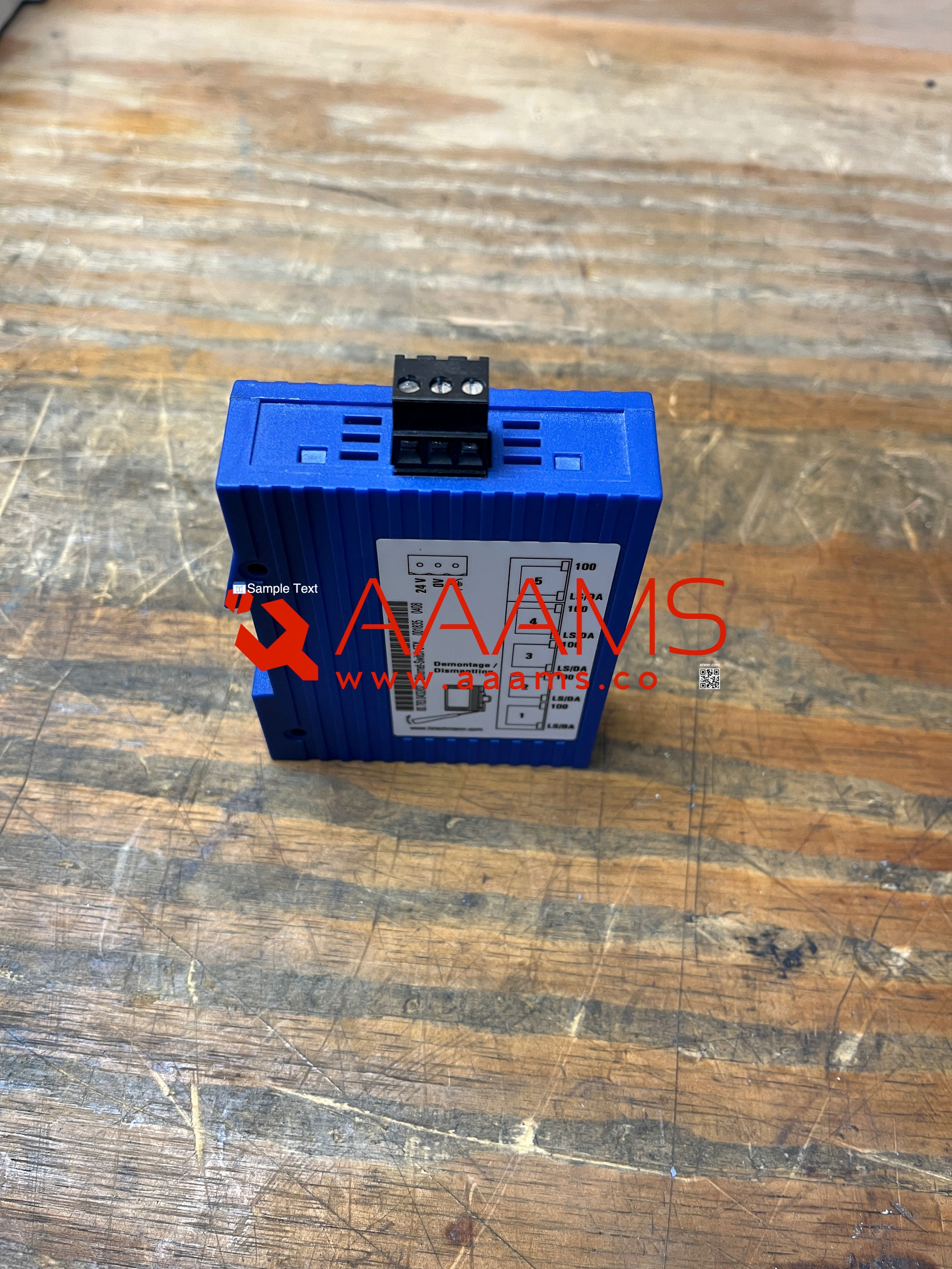 ETHERNET SWITCH 5TX     00.783.0432/02     NEW