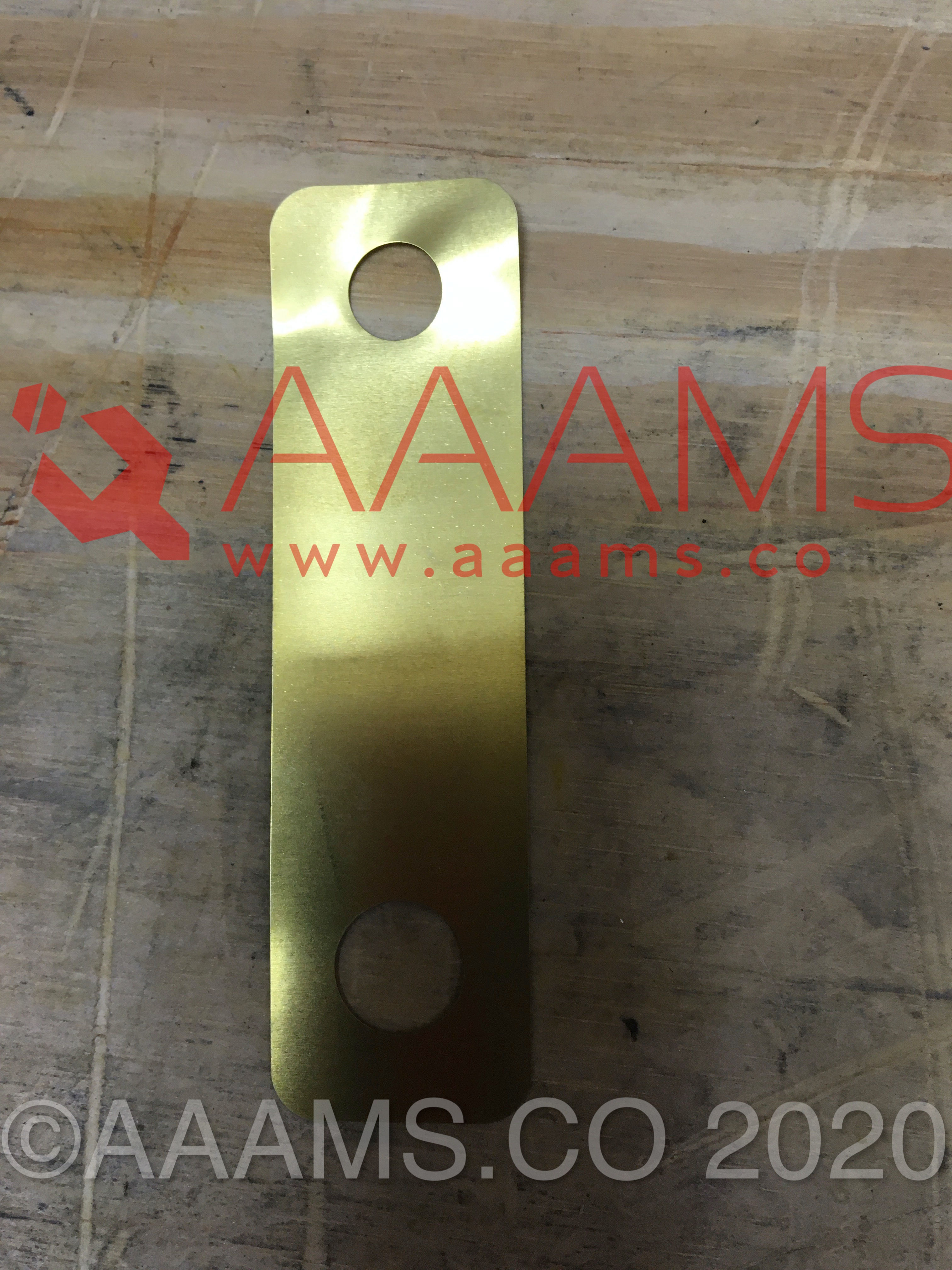 SHIN PLATE 0.10 +/-0.01     C4.011.067     NEW