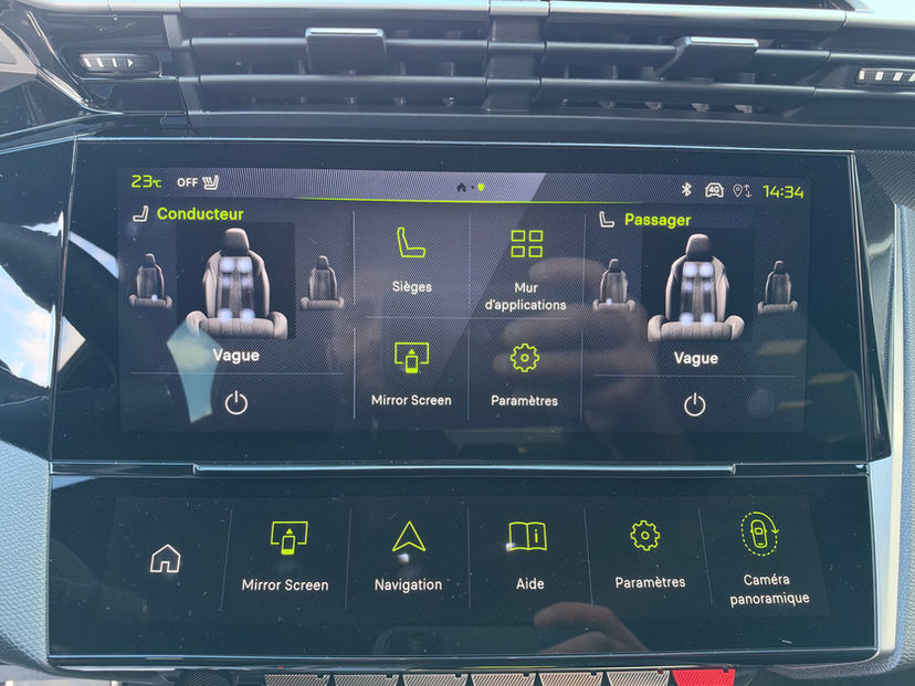Peugeot 308 Hybrid 145 GT Exclusive - photo 19
