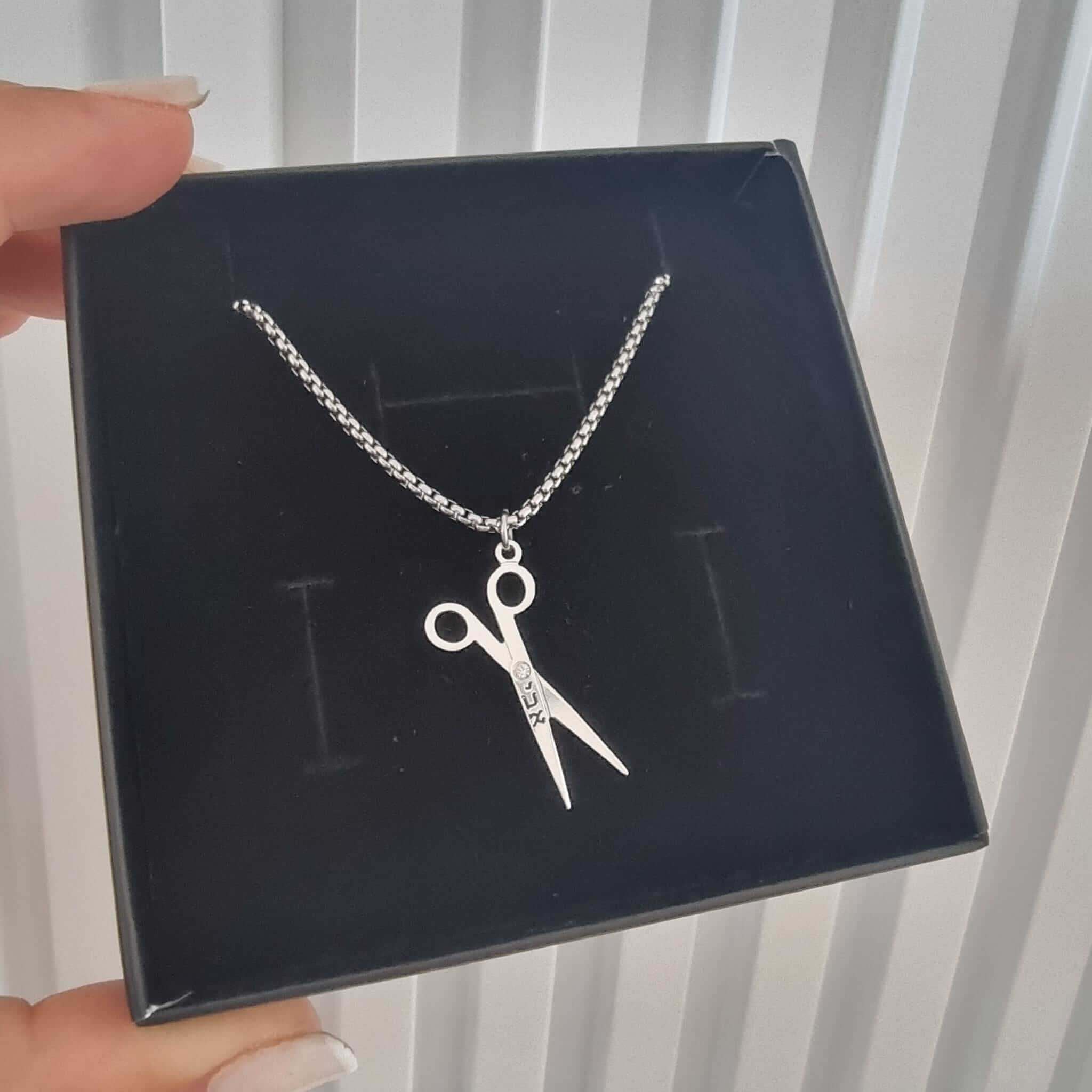 שרשרת מספריים