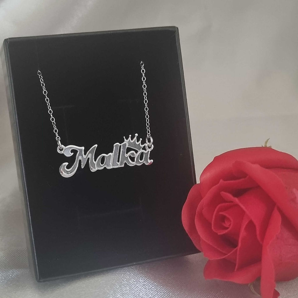 תמונה ממוזערת: שרשרת שם לילדה מלכה