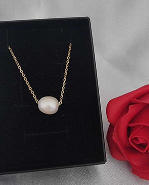 שרשרת פנינה מרחפת בייסיק