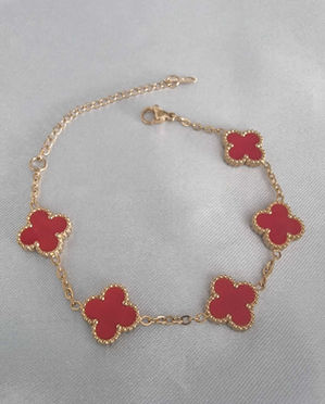 צמיד תלתן אדום