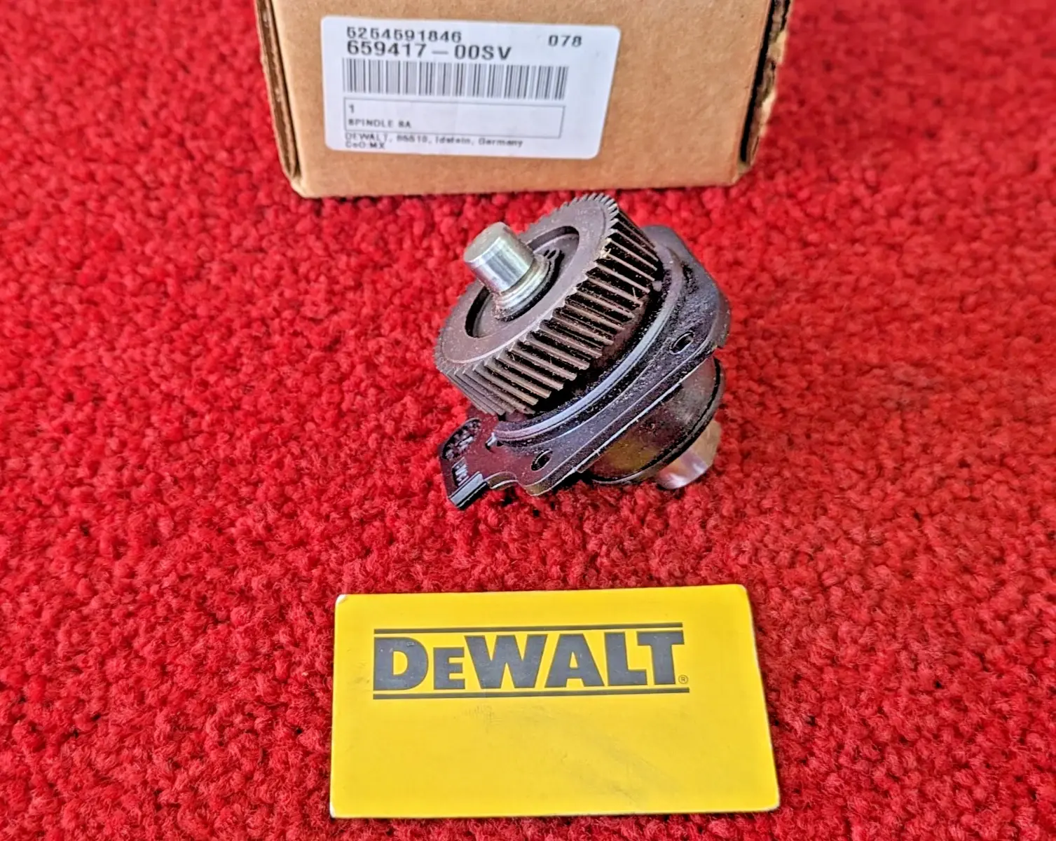 Genuine DeWalt 659417-00 Replacement Spindle SA For Circular Saw DCS373 DCS391