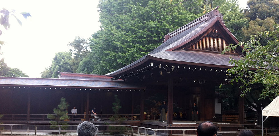 Embu einer Koryu im Yasukuni-Schrein in Tokyo