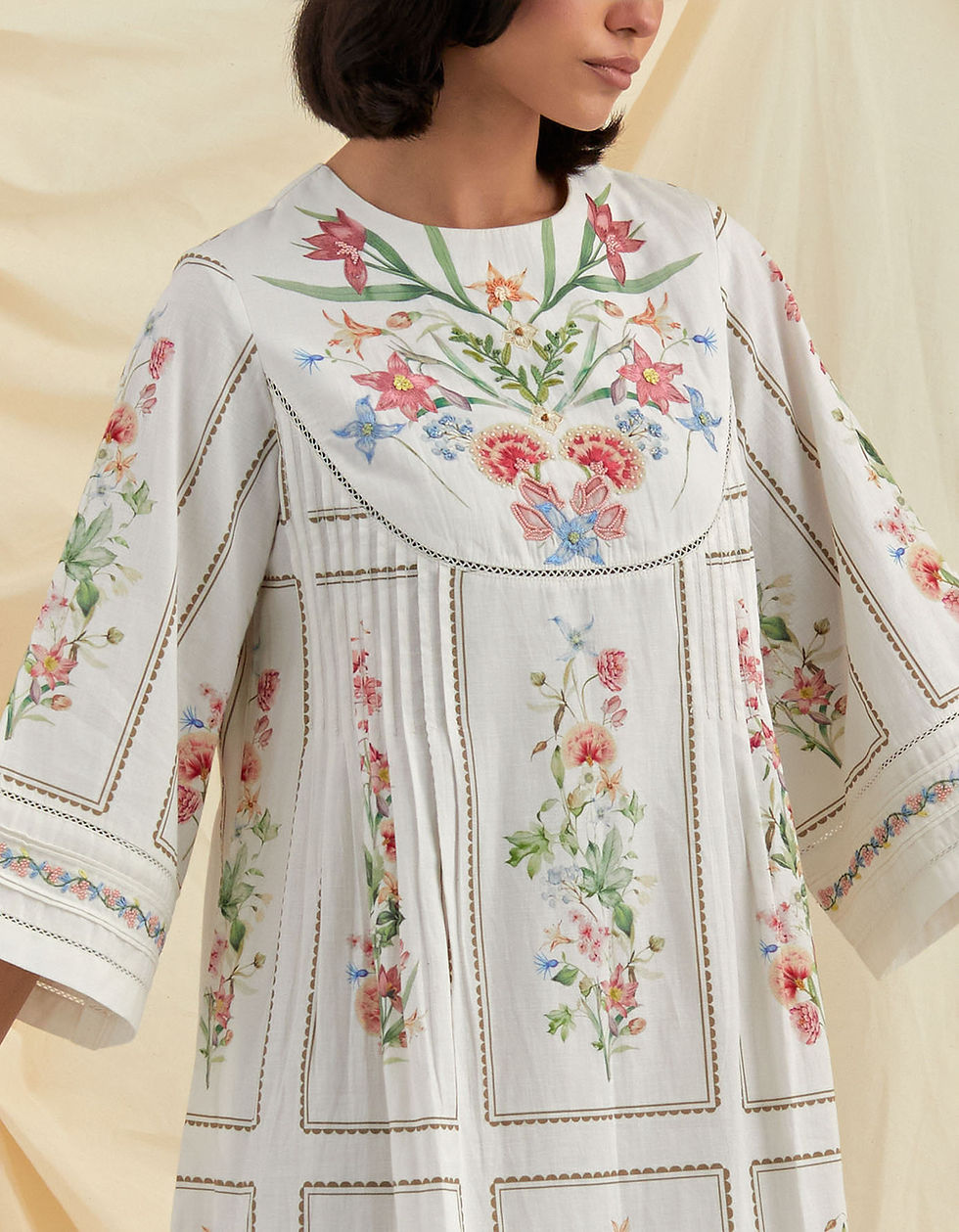 Miniatyrbild: Bouquet pleated dress