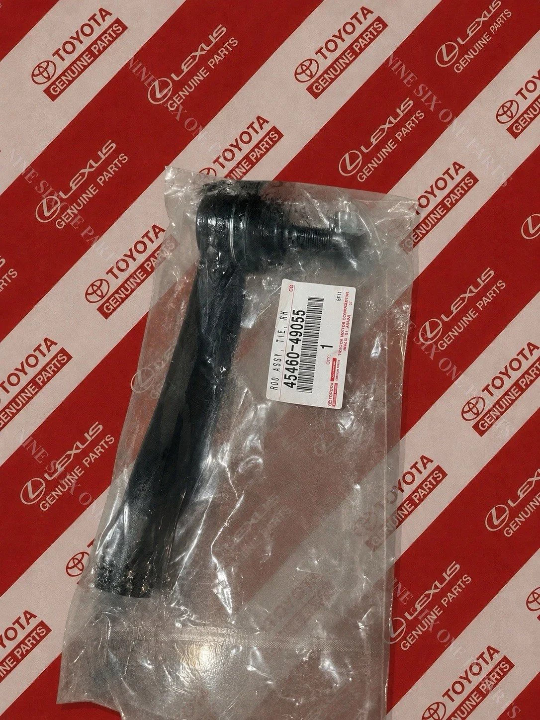 Genuine Toyota/Lexus RH Steering Tie Rod End (4546049055)